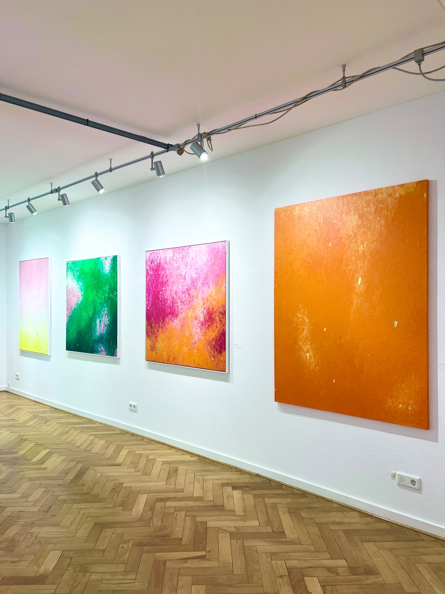 Solo-Ausstellung „Nature. Travel. Gold.“